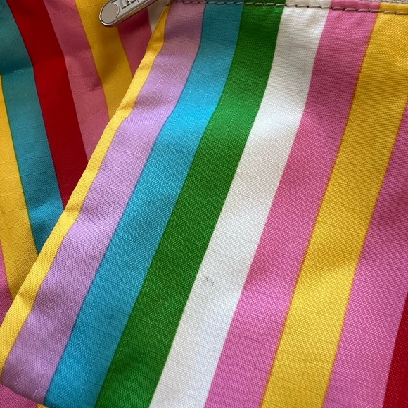 Lesportsac Classic Tote Weekender - Picture 2 of 11